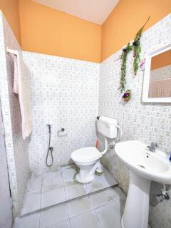Cozy Guwahati Apartment with City Mountain Views - Guwahati - 2