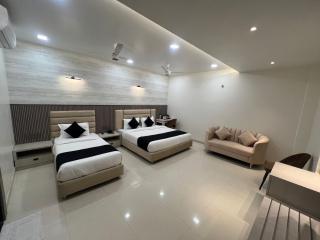 Hotel Glorious Grand - Varanasi - 6