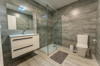 Centrally located, spacious and full of light - Santander - 2