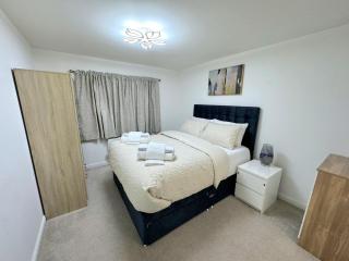 2 Bed-2 Bath-Town Centre-Free Parking - Bracknell - 2