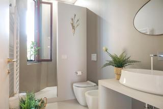Milano- Corso Como Roomy Apartment - Milan - 3