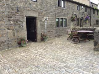 The Stable Cottage - Oakworth - 9