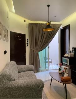 غرفة بجلسة خارجية - 3