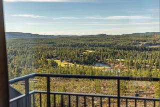 Newly Built Mountain Villa with Sauna & Stunning Views just 10 Minutes from the Ski Slopes - 5