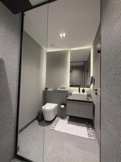 Cozy Dubai Studio I Prime Spot - 1