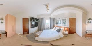 A Luxurious 1BR Apartment - Iloilo - 2