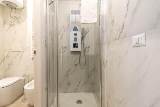 Edoardo' s House - Milan City - by Host4U - Milan - 2