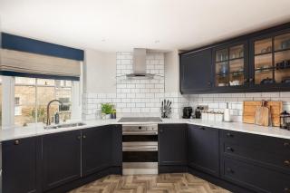 Top Floor at 13 Rivers Street - 9