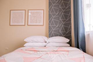 The Ultimate City Daydream - 1