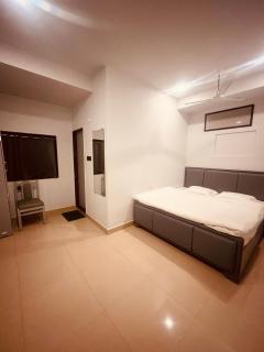 kaal Bhairav Stay Inn Near Ganga Ghat with near kashi vishwanath temple - Varanasi - 0