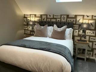 Chequers Lodge- Dalton-in- Furness- Self check in- for professionals and tourists - 1