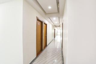 FabHotel Raj Villa - Jāmb - 3