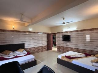 Yamuna Vihaar Tourist Home - Kollūru - 3