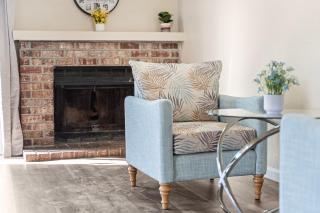 Peaceful and Quiet 4 Br house with Garage - 3