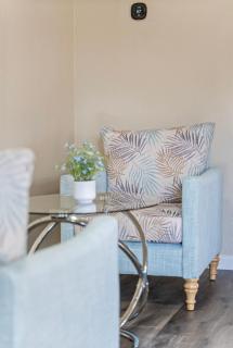 Peaceful and Quiet 4 Br house with Garage - 2