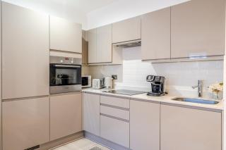 Arliss Suite - Watford - 5