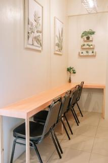 Spacious Stylish City Haven - 5