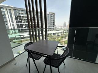Chic Cozy Studio in Azizi Riviera Meydan - Msgetaways - 5