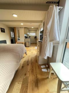 Little Getaway in the Highlands, private sauna and stargazing geodome - 9