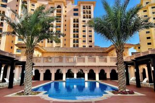 Serene 2-Bed Haven in Jumeirah Golf Estates - Dubai - 0