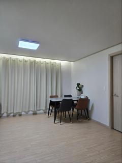 Runaway Stay Yongsan - 9