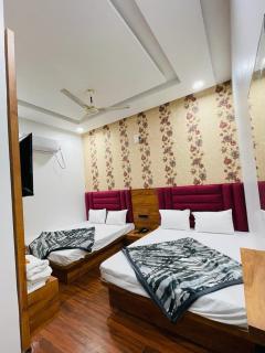 Hotel 4S Niwas - 100 Meter from Langar Hall Gate - Amritsar - 9