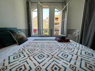 MX - House 10 min PARIS EXPOS- 11 bedrooms - - 7