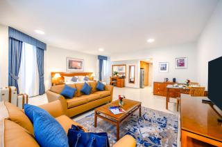 Golden Sands Bur Dubai - 0