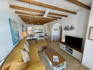 La Paloma Blanca The White Dove - Playa Blanca - 1