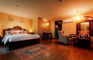 SHEIK ISTANA HOTEL CHIANGMAl - 6