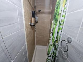 3BR Centrally Located Walk to Angel & City Centre - 2