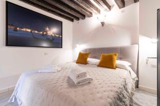 Gio in Venice - Venice - 8