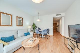 Modern & Cozy Stay Near Málaga Old Town - 3