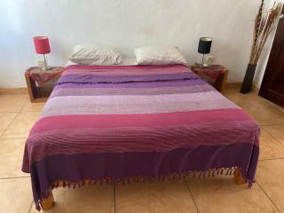 Charming very quiet Center Renewed - 8