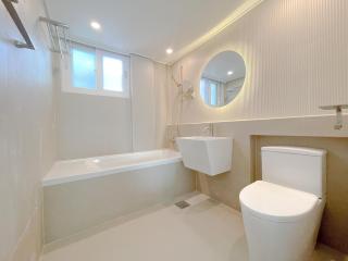 4BR Designer House in Hongdae - Seul - 8