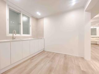 4BR Designer House in Hongdae - Seul - 2