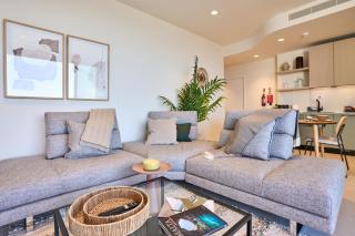 Enchanting One-Bedroom Apartment on 25th Floor - St Julian's - 4