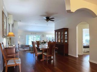 Lovely Lakeside 4-Bed Pool Home at Villa Sol-3125 - 7