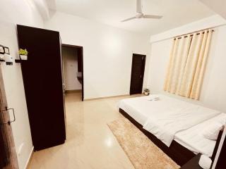 Serenity Cozy 1BHK Retreat - 9