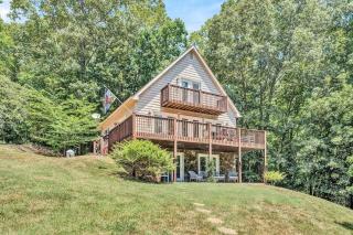 Lakefront 3BR with Dock, Fire Pit, Lawn Games, and Game Room - Moneta - 8