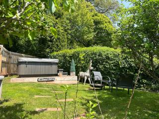 Private Hot Tub Studio with Garden Near Coast & Woodland - 2