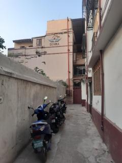 Devika Jain guest house - Calcuta - 5