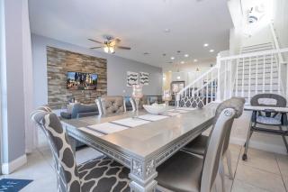 Cozy Home Near Disney & Pool 326 - 1