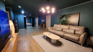 A Bridge House 1-C - 9