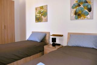 Elegant 2BR Apartment in Qawra - St Paul's Bay - 1