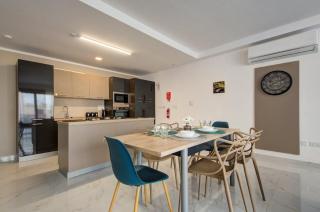 Elegant 2BR Apartment in Qawra - St Paul's Bay - 4