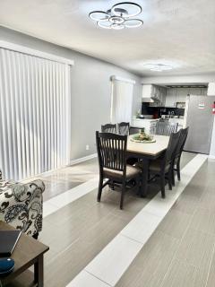 Delightful 3 Bedroom Home - Indianápolis - 2