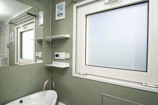 Hausboot Lydia mit Sauna und Elektrokamin - Hausbooturlaub auf Rügen - 9