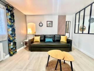 Studio du Clocher - Centre Historique, Cosy, Wifi, 2 personnes - Istres - 9