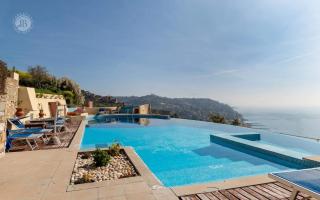 Villa Caroleo-Sleeps 20-Pool-Sea Views-pets - Ospedaletti - 9